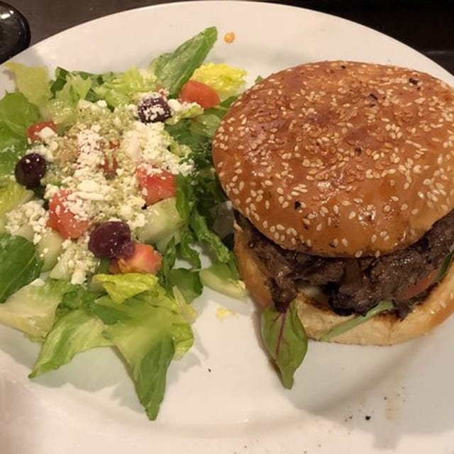 Mozaic Burger.
