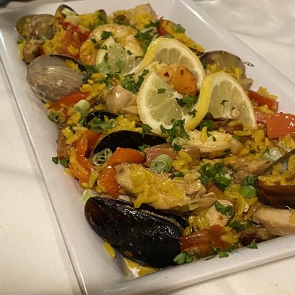 Delicious Paella and Mediterranean Specialties
